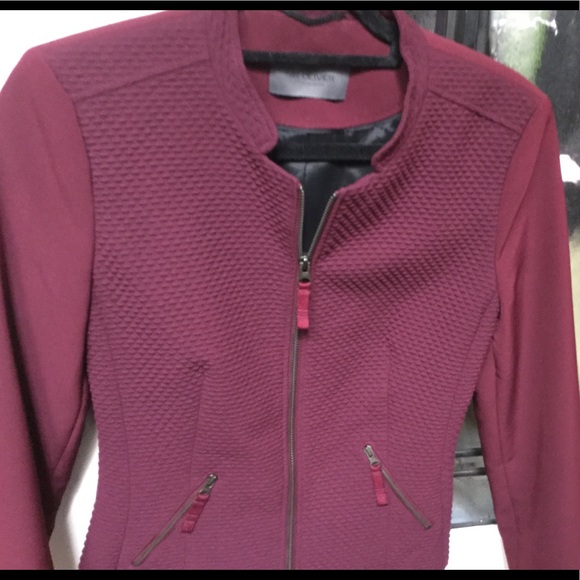 Polish Maroon form-fitting blazer from Sir Oliver - Picture 15 of 15